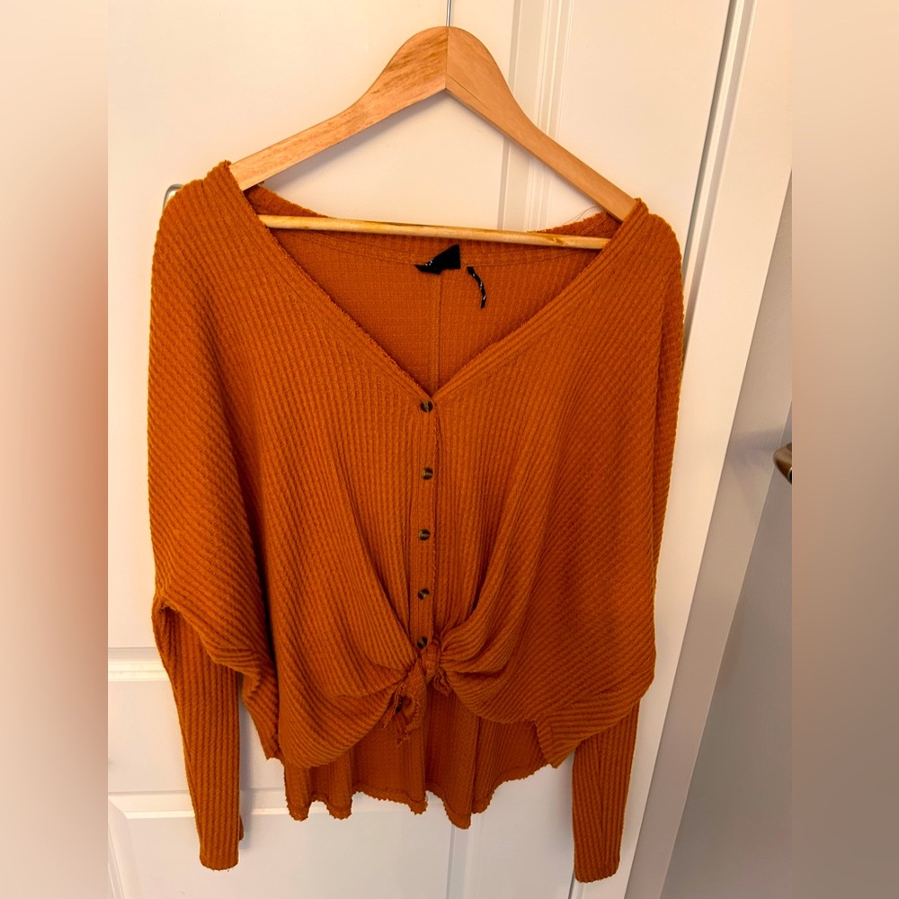 Urban Outfitters tie knot waffle knit blouse - burnt color